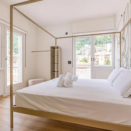 아파트 Duomo Penthouse - Luxury Collection - Private Floor Near The Cathedral *