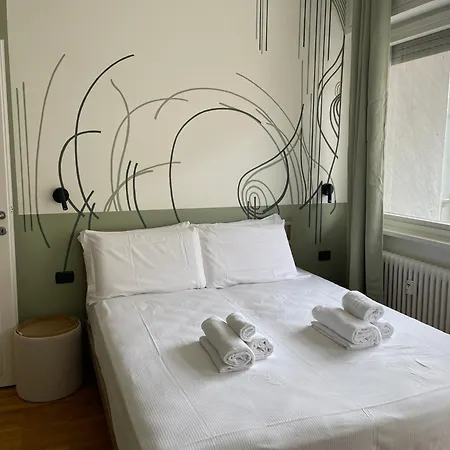 Duomo Penthouse - Luxury Collection - Private Floor Near The Cathedral 아파트