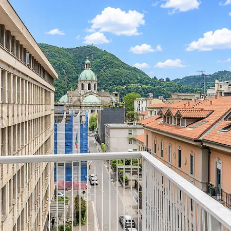 Duomo Penthouse - Luxury Collection - Private Floor Near The Cathedral 아파트 *