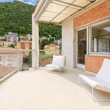 Duomo Penthouse - Luxury Collection - Private Floor Near The Cathedral 아파트 *